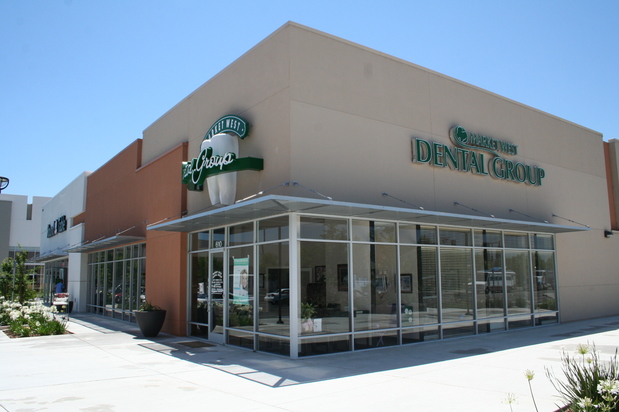 Images Market West Dental Group