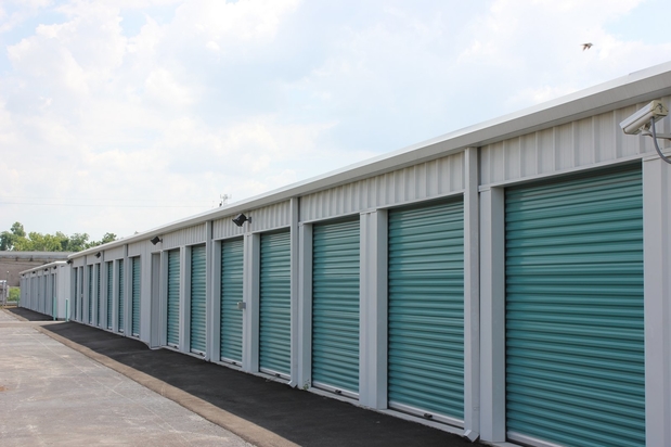 Images North Loop Self Storage