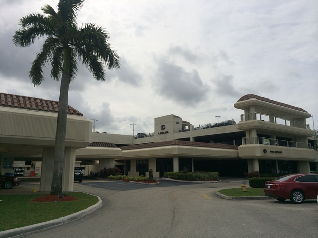 Images Lexus of Pembroke Pines