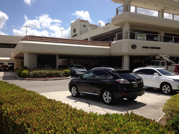 Images Lexus of Pembroke Pines