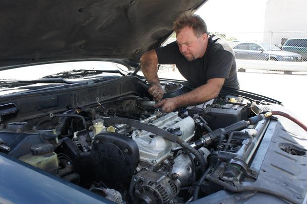 Images Curbside Mobile Mechanic Santa Barbara