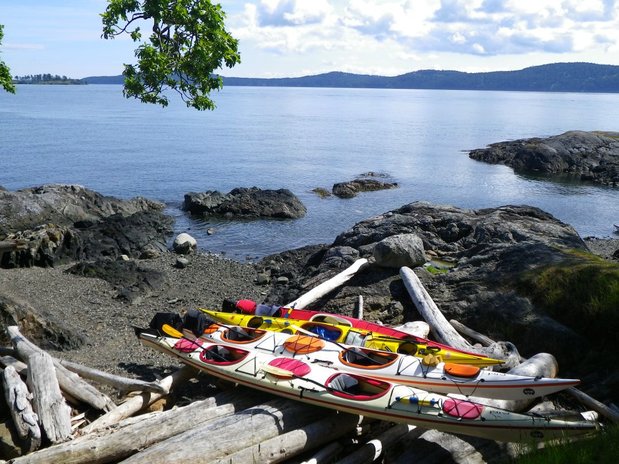 Images Discovery Sea Kayaks