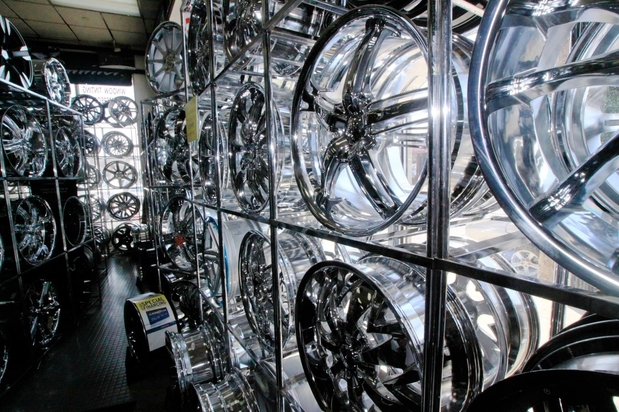 Images Whitey's Tire Service