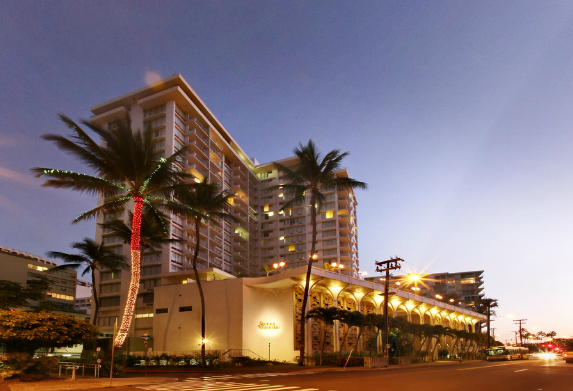 Aqua Queen Kapiolani Hotel