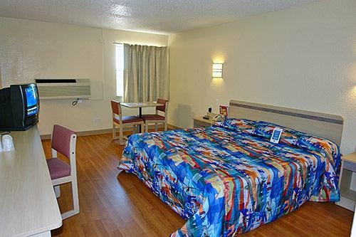 Images Motel 6 Austin Central - South - Univ Of TX