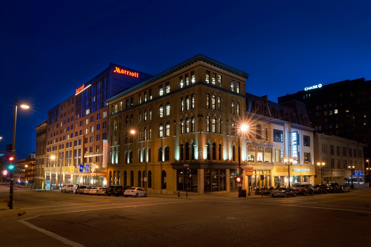 Downtown Milwaukee Hotels With Parking Downtown Milwaukee Hotels With Parking