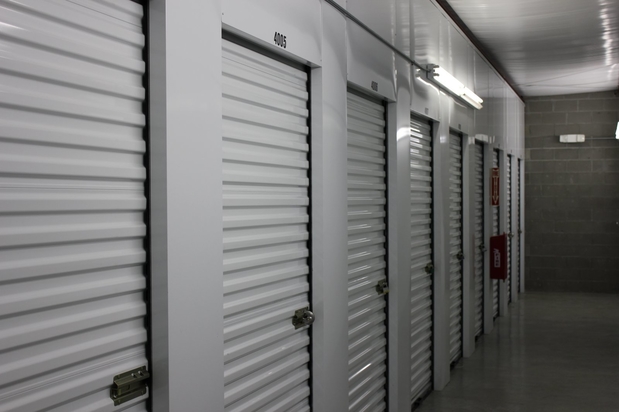 Images North Loop Self Storage